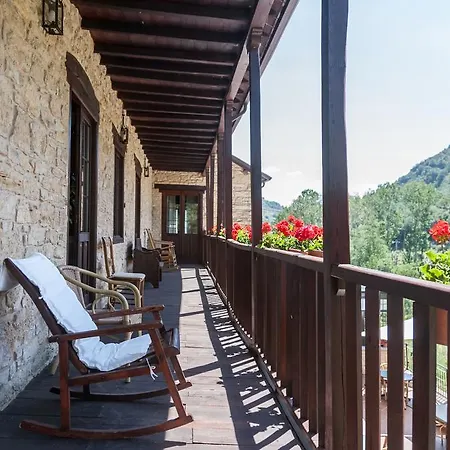 Paraiso Del Bierzo Country house *